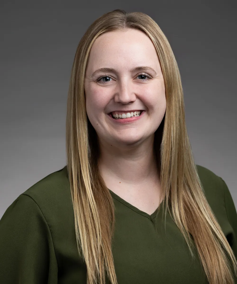 Keely Matis Headshot